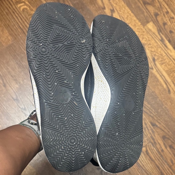 Under Armour Curry 3Z7 Basketball Shoes - Picture 6 of 7